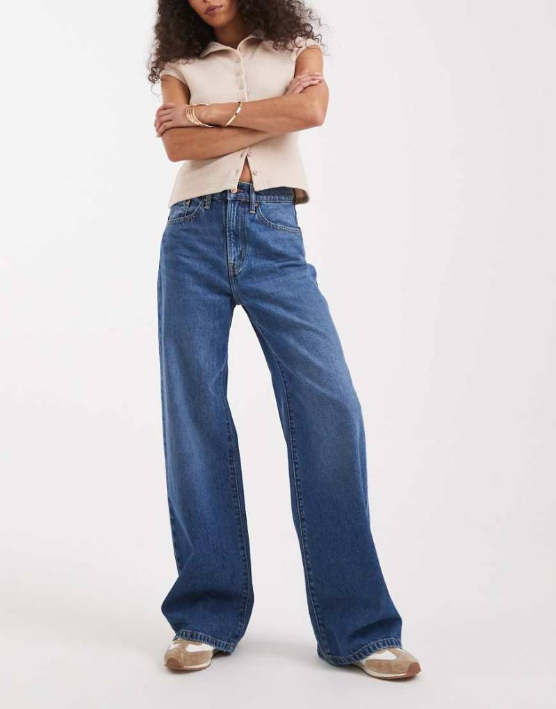 Only - Hope - Jeans in Mittelblau mit hohem Bund und weitem Bein von ONLY