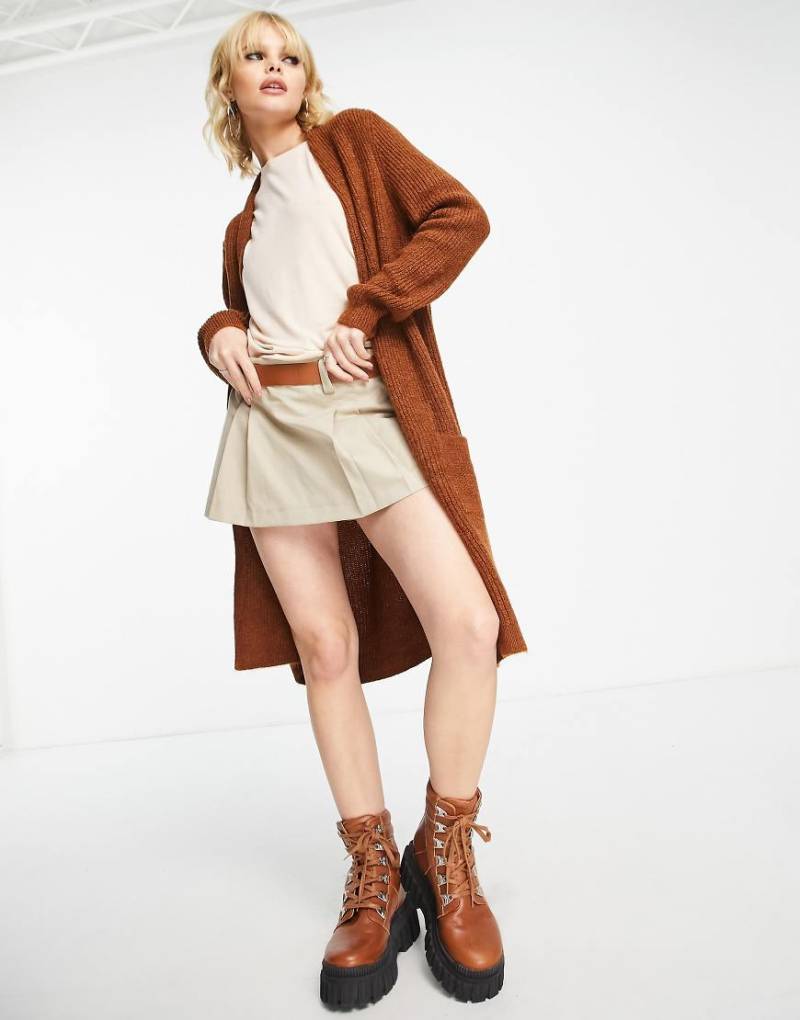 Only - Longline-Strickjacke in Hellbraun von ONLY