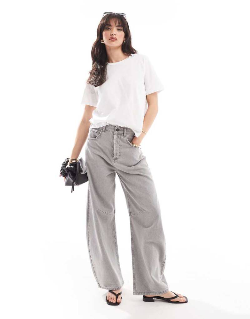 Only - T-Shirt mit Rundhalsausschnitt in Weiß von ONLY