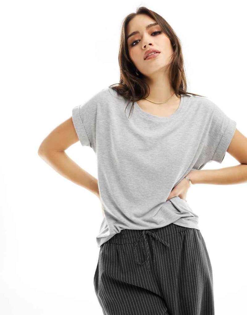 Only - Weiches T-Shirt in Hellgrau meliert mit Rundhalsausschnitt von ONLY