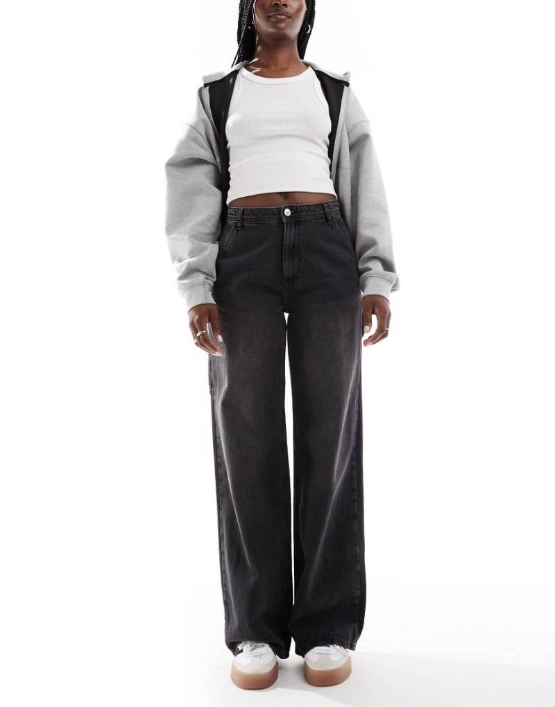 Only - West - Carpenter-Jeans in schwarzer Waschung mit hohem Bund und weitem Bein von ONLY