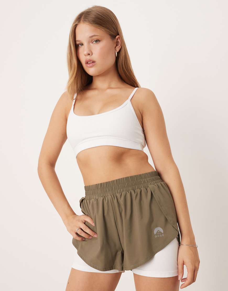 OOSC - Elite - 2-in-1-Laufshorts in Khaki-Grün von OOSC
