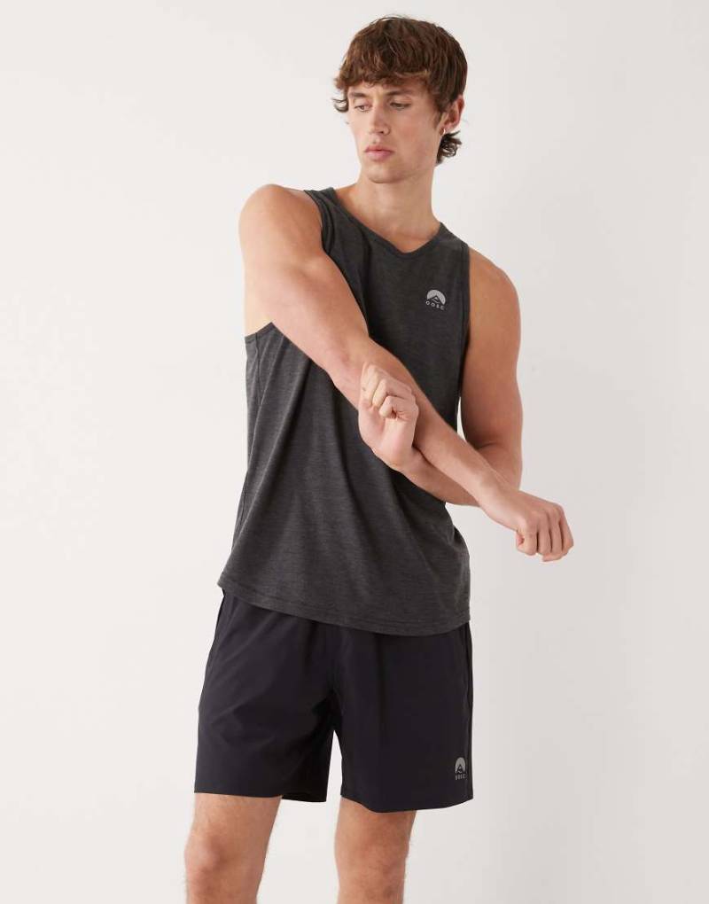 OOSC - Elite Activewear - Shorts in Schwarz von OOSC