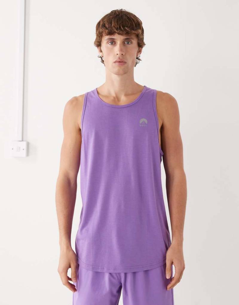 OOSC - Elite Activewear - Tanktop in Lila von OOSC