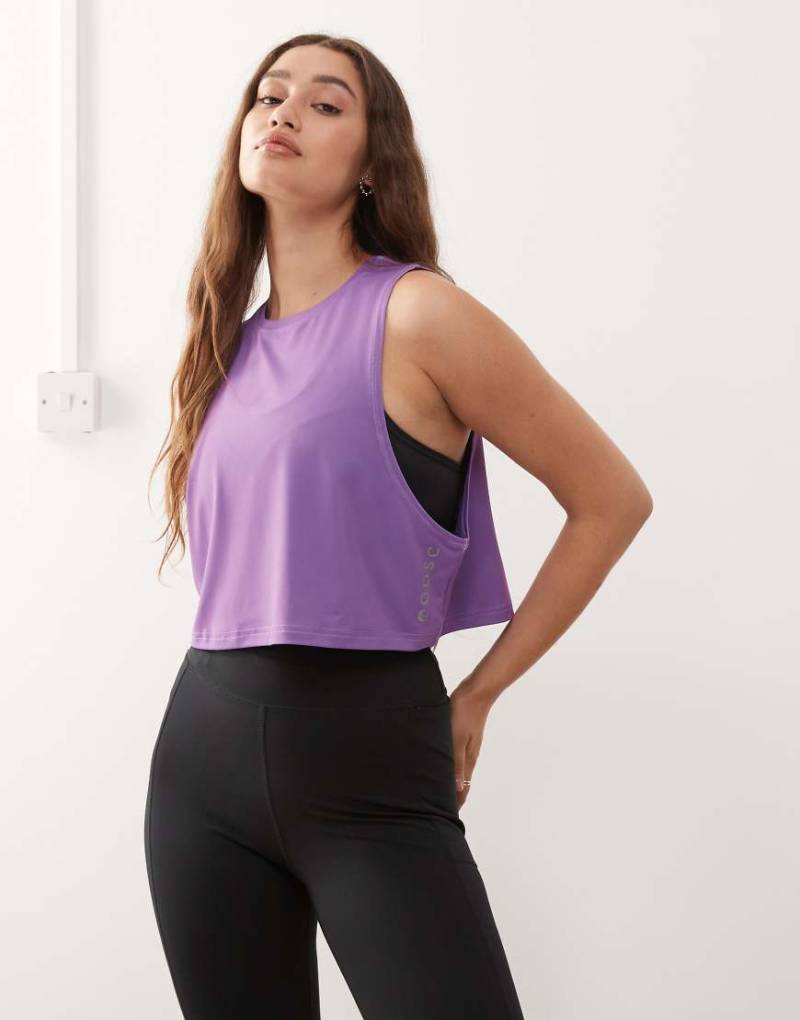 OOSC - Infinite - Cropped Tanktop in Lila von OOSC