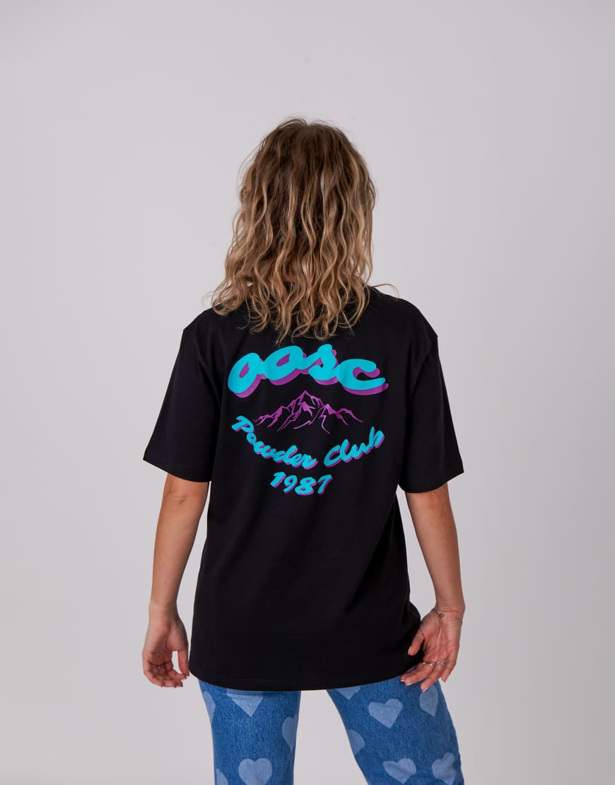 OOSC - Powder Club - T-Shirt in Schwarz von OOSC