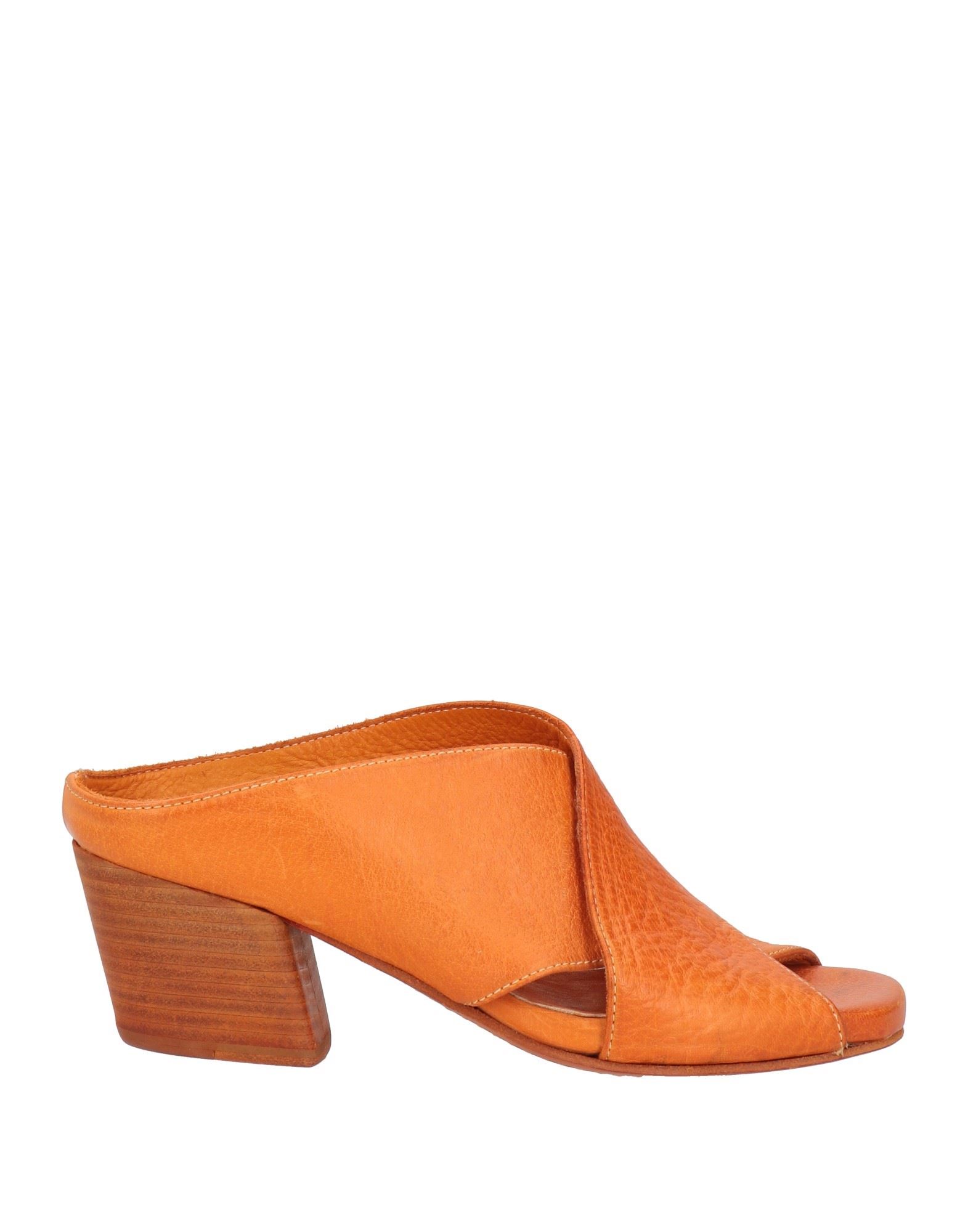 OPEN CLOSED SHOES Sandale Damen Rostrot von OPEN CLOSED SHOES