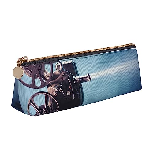 Alter Film Projektor Drucken Leder Bleistift Fall Stift Tasche Dreieck Tragbare Bleistift Tasche Mit Reißverschluss Für Büro, weiß, Einheitsgröße von OPSREY