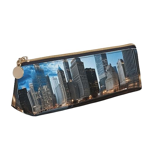 Chicago Reflected Print Leder Bleistift Fall Stift Tasche Dreieck Tragbare Bleistift Tasche Mit Reißverschluss Für Büro, weiß, Einheitsgröße von OPSREY