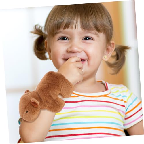 ORFOFE Capybara Plüsch Slap Armband Kuscheltier Weiches Schnapparmband für Party Accessoire von ORFOFE