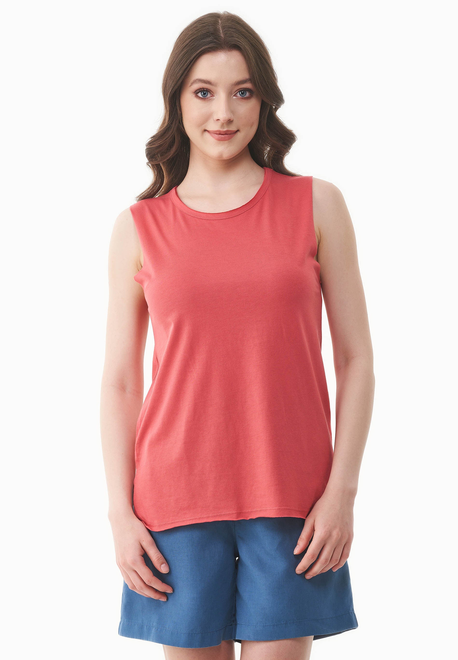 Modal Blend Round Neck Top Radiant Red von ORGANICATION