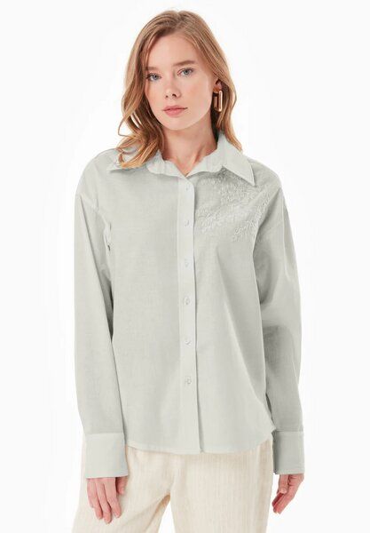 ORGANICATION Bluse aus Bio-Baumwolle und Leinen mit Bestickung ORGANICATION Bluse aus Bio-Baumwolle und Leinen mit Bestickung von ORGANICATION