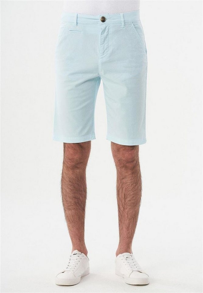 ORGANICATION Chinohose Men's Slim Fit Garment Dyed Shorts in Light Blue von ORGANICATION