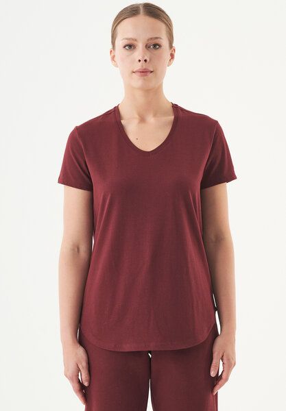 ORGANICATION ESSENTIALS-TUBA- Basic T-Shirt aus Bio-Baumwolle mit V-Ausschnitt ORGANICATION ESSENTIALS-TUBA- Basic T-Shirt aus Bio-Baumwolle mit V-Ausschnitt von ORGANICATION