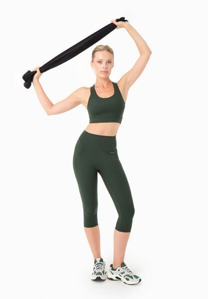 ORGANICATION LAILLA | Capri-Leggings aus recyceltem Polyamid von ORGANICATION