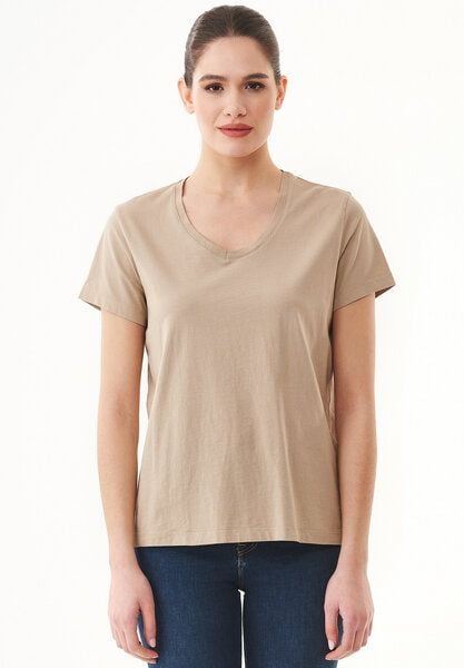 ORGANICATION Natural Dye T-Shirt aus Bio-Baumwolle von ORGANICATION