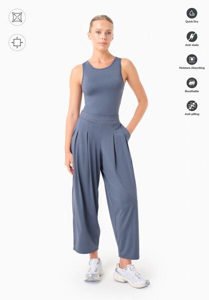 ORGANICATION PEENY | Weit geschnittene Hose aus recyceltem Polyamid von ORGANICATION