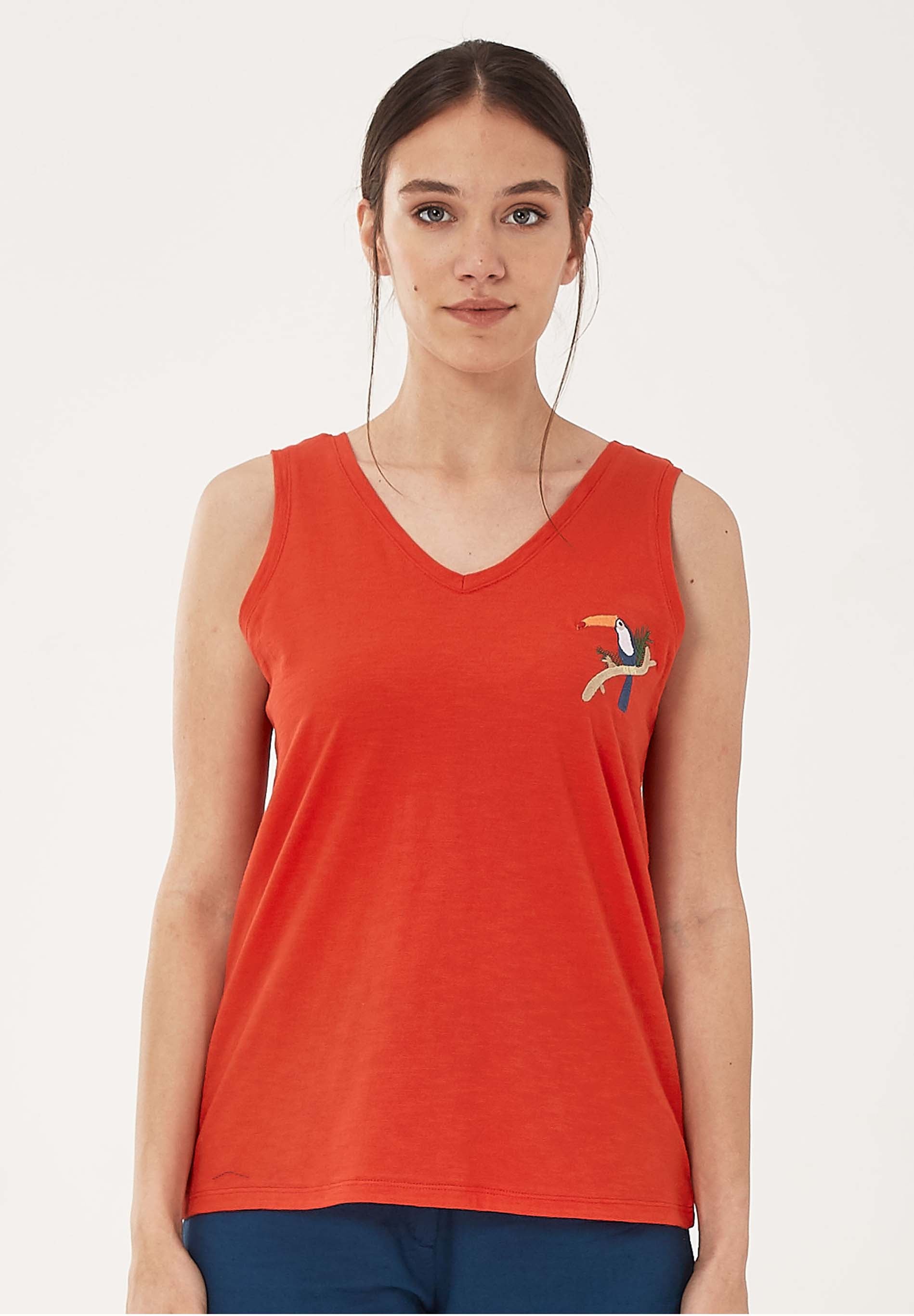 Toucan Embroidered Tank Top Red von ORGANICATION
