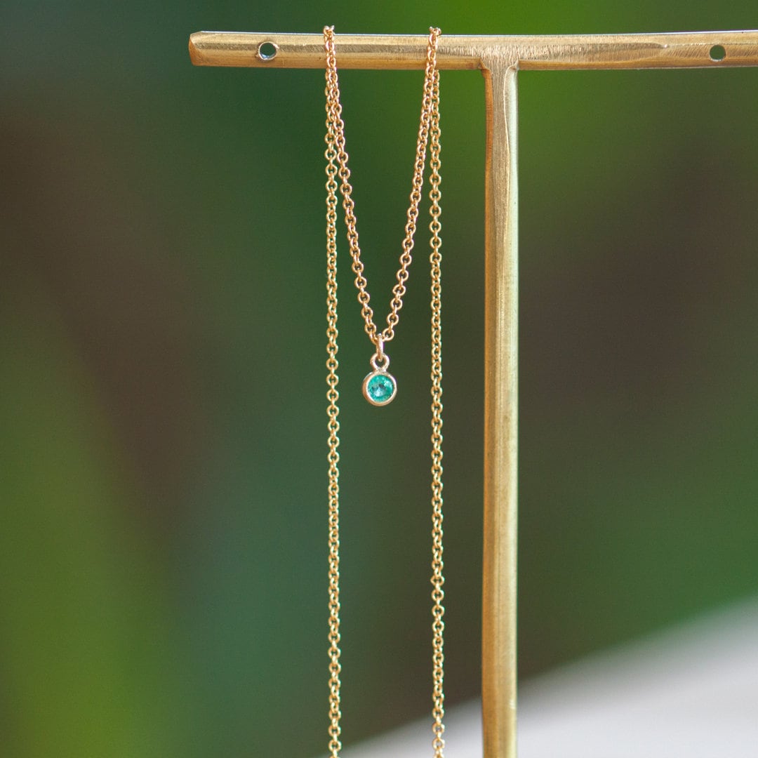 Smaragd Lünette Halskette - 14 K Gold Gefüllt Smaragd Lünette Halskette - 14 K Gold Gefüllt von ORIENTMINERAL