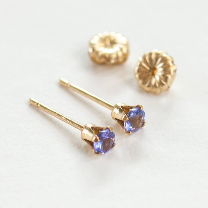 Tansanit Ohrringe, 14K Gold Filled, 3mm Ohrstecker Tansanit Ohrringe, 14K Gold Filled, 3mm Ohrstecker von ORIENTMINERAL