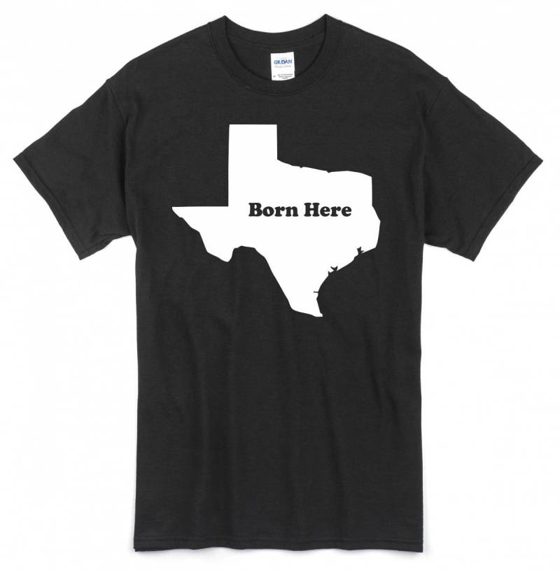 Geben Sie Stolz T-Shirts-"Hier Geboren"-Alle 50 Staaten Zur Verfügung Größen "Klein"-"2xl Cali/Ny/Nj/Oregon/Washington/Montana/Hawaii, Etc Geben Sie Stolz T-Shirts-"Hier Geboren"-Alle 50 Staaten Zur Verfügung Größen "Klein"-"2xl Cali/Ny/Nj/Oregon/Washington/Montana/Hawaii, Etc von ORIGINALteesFORgifts