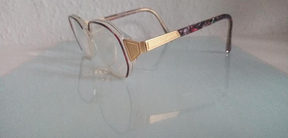 Vintage Damenbrille 80/90Er Jahre Vintage Damenbrille 80/90Er Jahre von ORISOMvintageladen