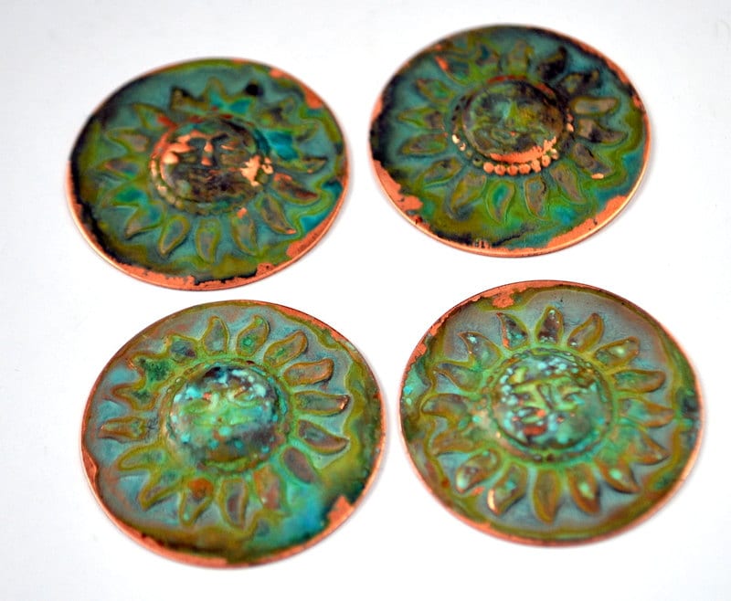 Patina-Rounds Comes The Sun 3cm Medaillon in Kupfer Versandkostenfrei Patina-Rounds Comes The Sun 3cm Medaillon in Kupfer Versandkostenfrei von ORRTEC