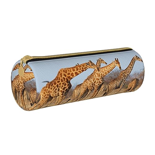 OUSIKA Giraffes Familie Runde Bleistift Tasche Wasserdicht Leder Stift Fall Make-up Tasche Reise Kulturbeutel Organizer Fall Für Männer Frauen, weiß, Einheitsgröße von OUSIKA