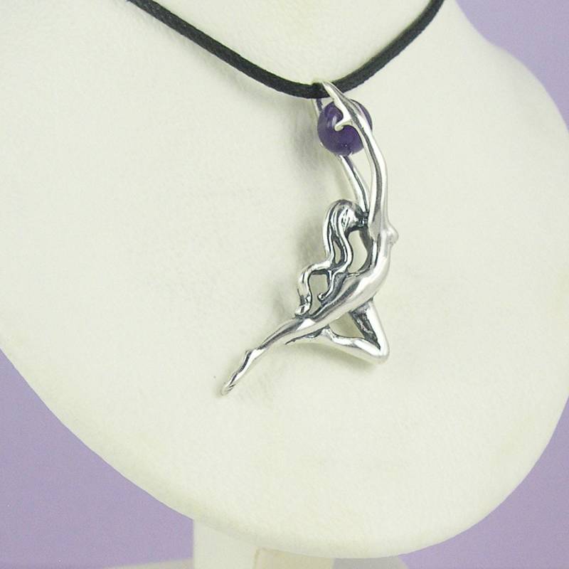 Earthdancer Anhänger Mit Amethyst Earthdancer Anhänger Mit Amethyst von OUTmall