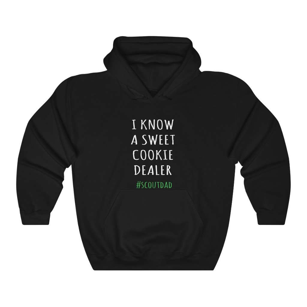 Ich Kenne Einen Süßen Keks-Dealer Scout Dad Hoodie, Pfadfinderin Cookie-Dealer-Shirt, Cookie-Saison-Shirt, Pfadfinderin-Papa-Sweatshirt von OUToftheBOXGiftShop