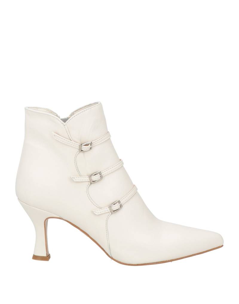 OVYÉ Stiefelette Damen Off white OVYÉ Stiefelette Damen Off white von OVYÉ