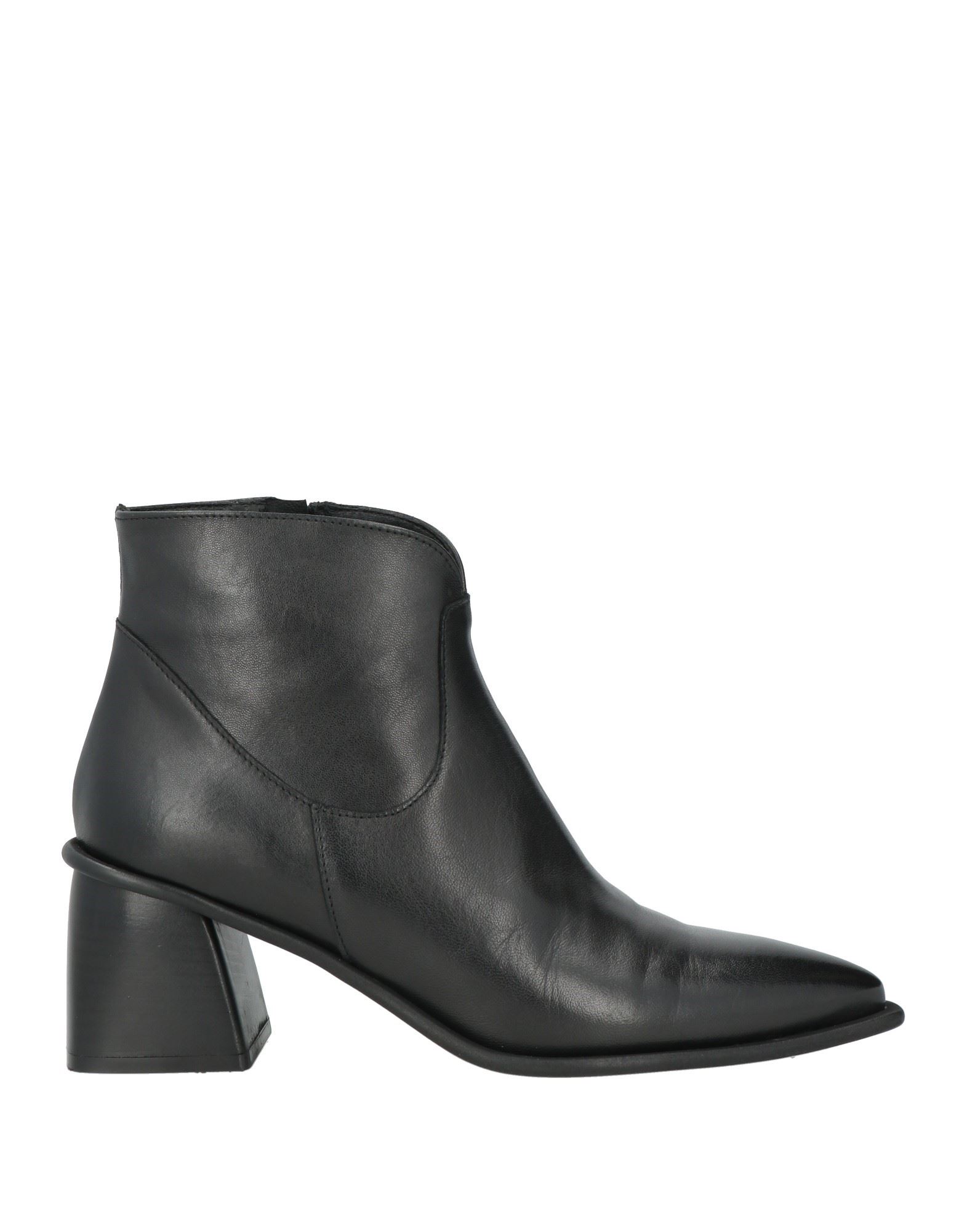 OVYÉ Stiefelette Damen Schwarz von OVYÉ