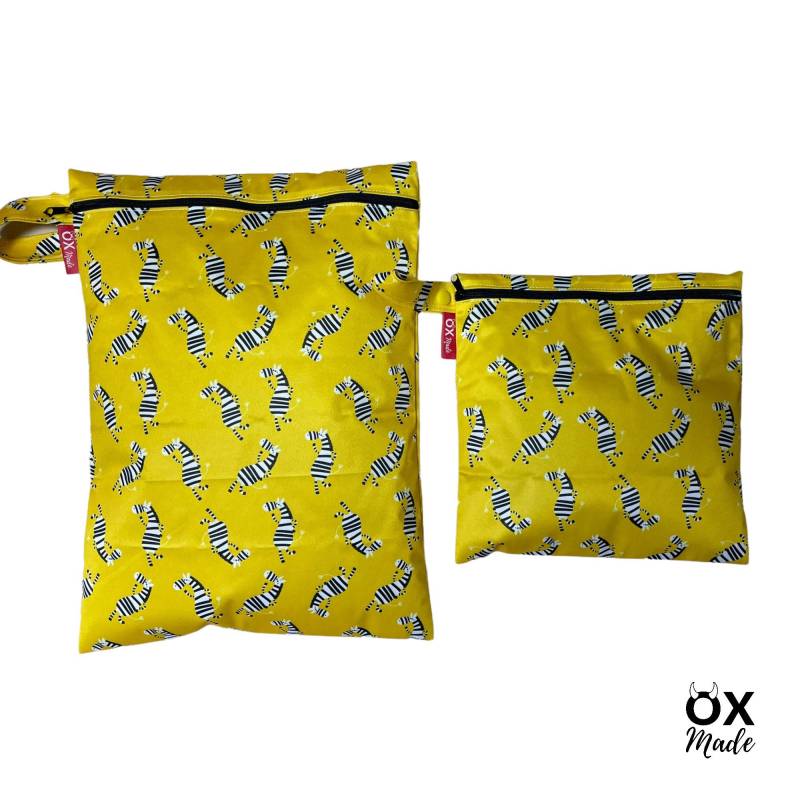 Wetbag "Zebra" Personalisierte Nasstasche Badetasche Gelb By Oxmade von OXmade