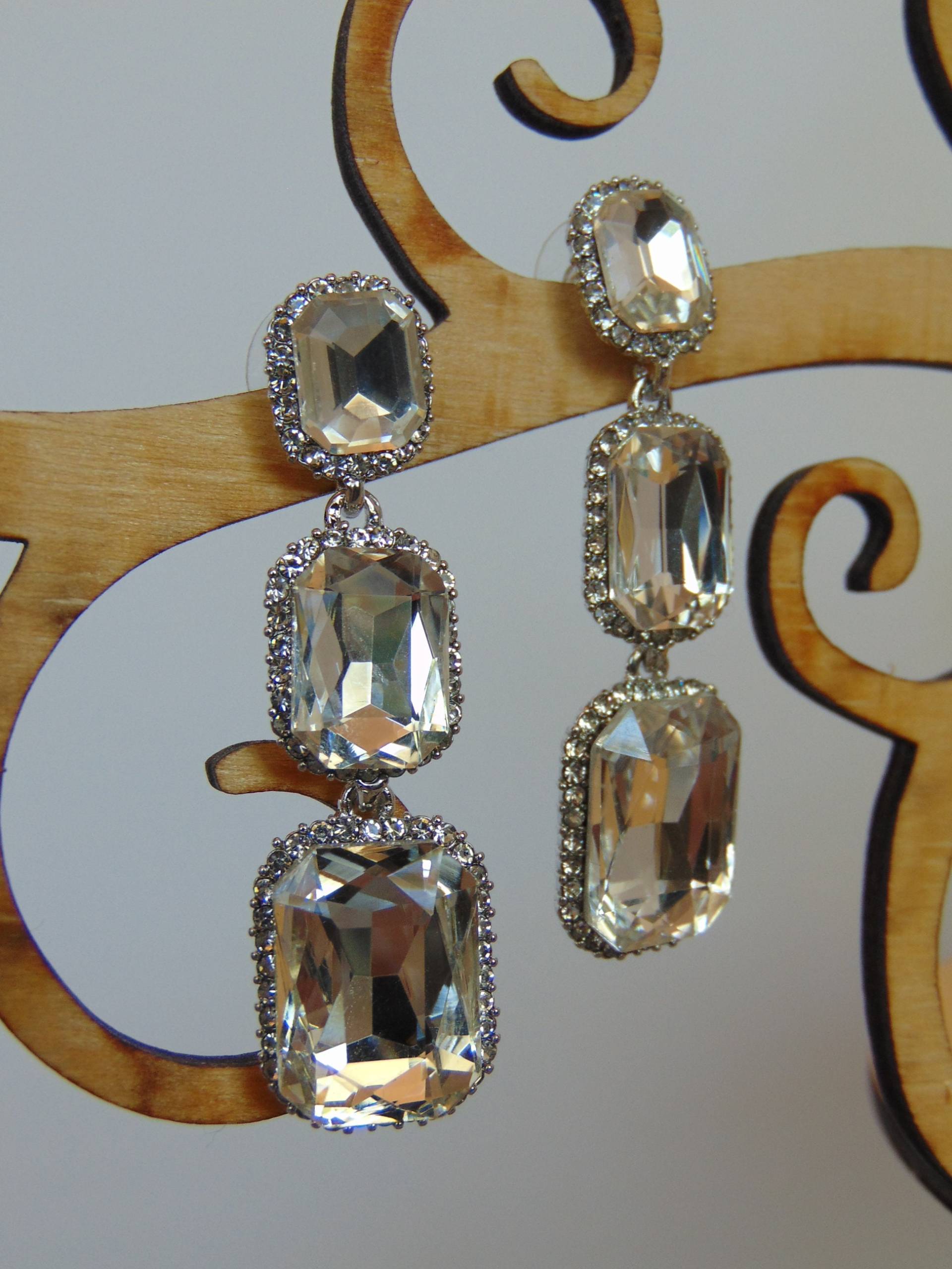 Dreifach Tropfen Edelstein Modeschmuck Ohrringe Dreifach Tropfen Edelstein Modeschmuck Ohrringe von OakTreeJunction