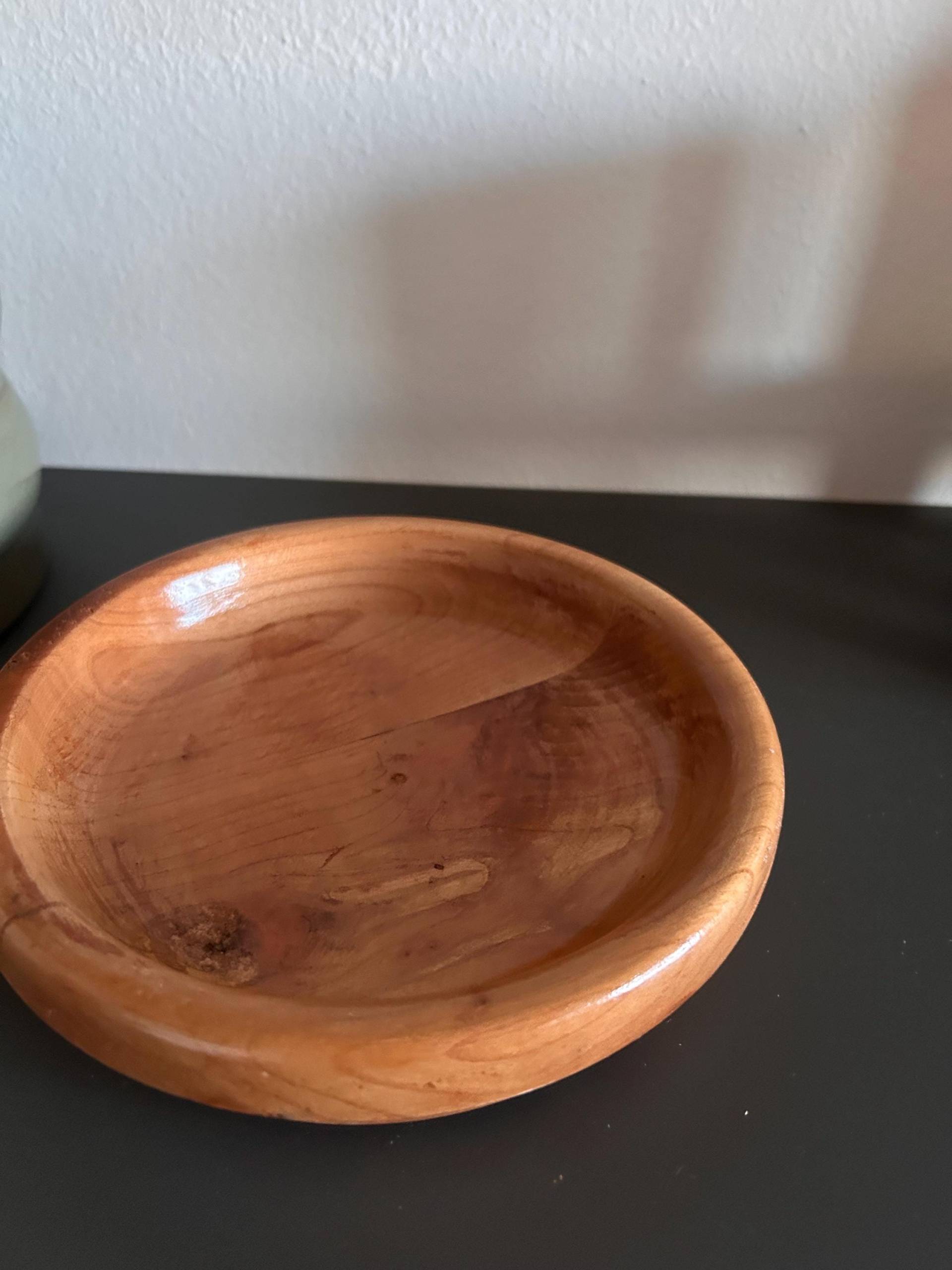 Holz Schale Aus Massivholz | Snackschale Knabbern Dekoration Schüssel Auch Als Kerzenständer Möglich Essen Obstschale Vintage Antik Look Holz Schale Aus Massivholz | Snackschale Knabbern Dekoration Schüssel Auch Als Kerzenständer Möglich Essen Obstschale Vintage Antik Look von OakandMapleVonLukas