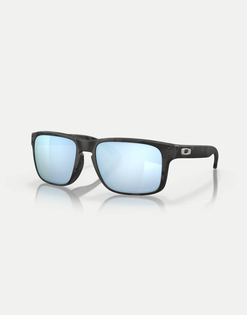 Oakley - Holbrook - Eckige, polarisierte Sonnenbrille mit mattschwarzem Military-Muster und blau verspiegelten Gläsern-Grün von Oakley