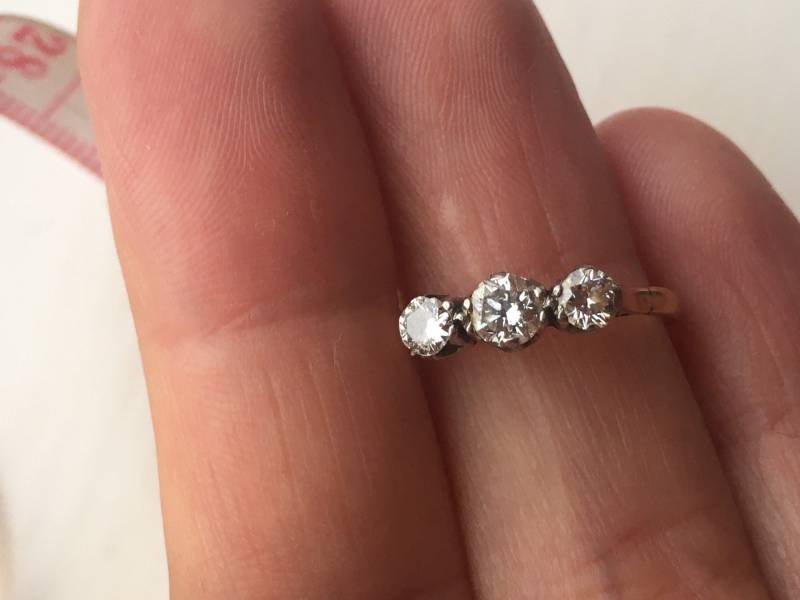 Antiker 18Ct Goldring 3 Stein Diamant Größe K 1/2 Antiker 18Ct Goldring 3 Stein Diamant Größe K 1/2 von OaktreeCornerGB