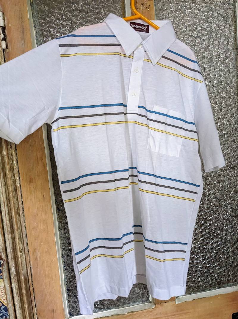 Vintage 80Er Jahre Poloshirt in Weiß Vintage 80Er Jahre Poloshirt in Weiß von OakyDokeUK