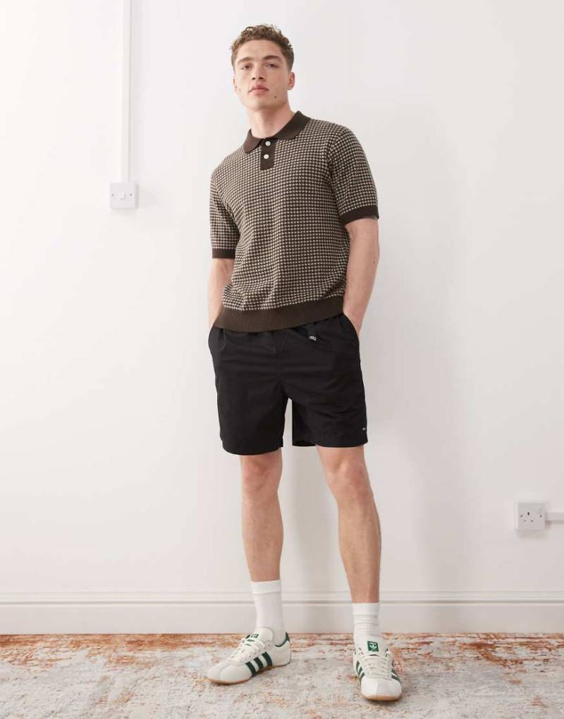 Obey - Easy Gravel - Wander-Shorts in verwaschenem Schwarz Obey - Easy Gravel - Wander-Shorts in verwaschenem Schwarz von Obey