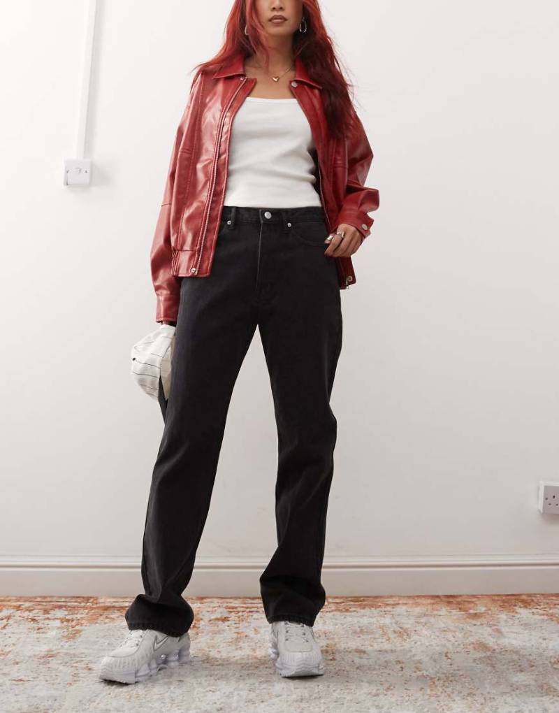 Obey - Everyday - Schmale 5-Pocket-Jeans in verblasstem Schwarz von Obey