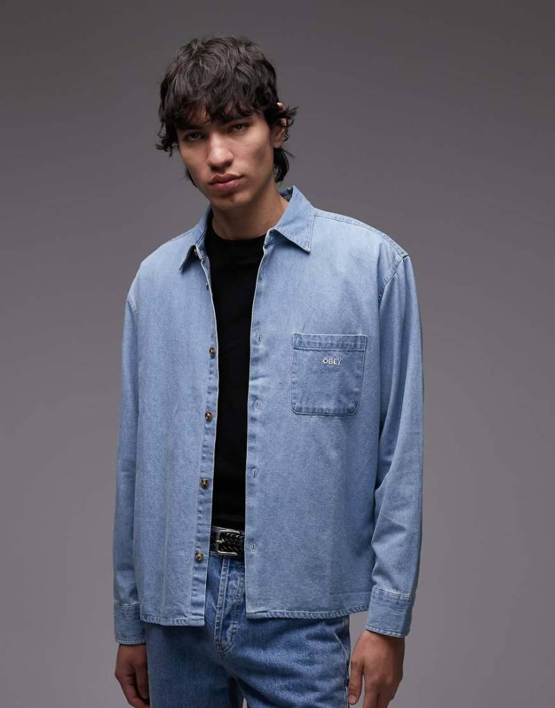 Obey - Pablo - Langärmliges Oversize-Jeanshemd in hellblauer Waschung von Obey