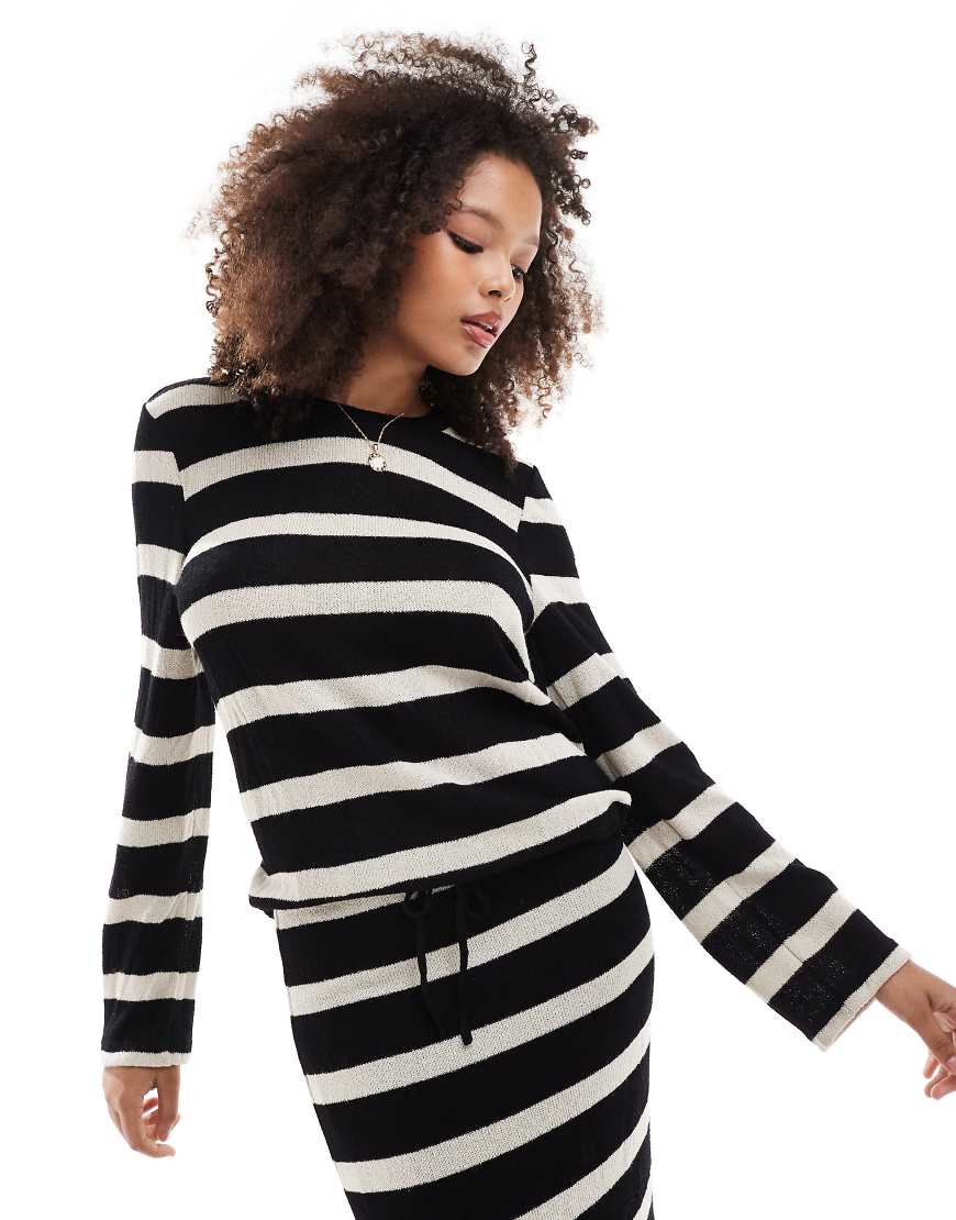Object - Durchsichtiger, gestreifter Strickpullover in Schwarz-Weiß, Kombiteil von Object