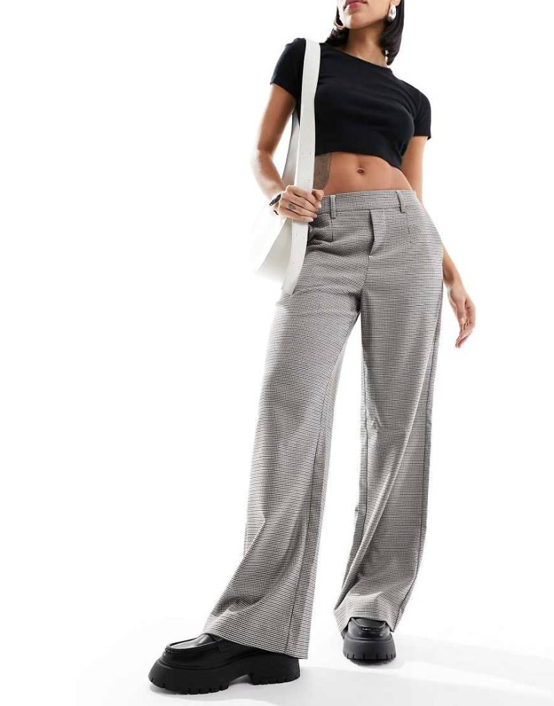 Object - Elegante, karierte Hose in Neutral mit weitem Schnitt von Object