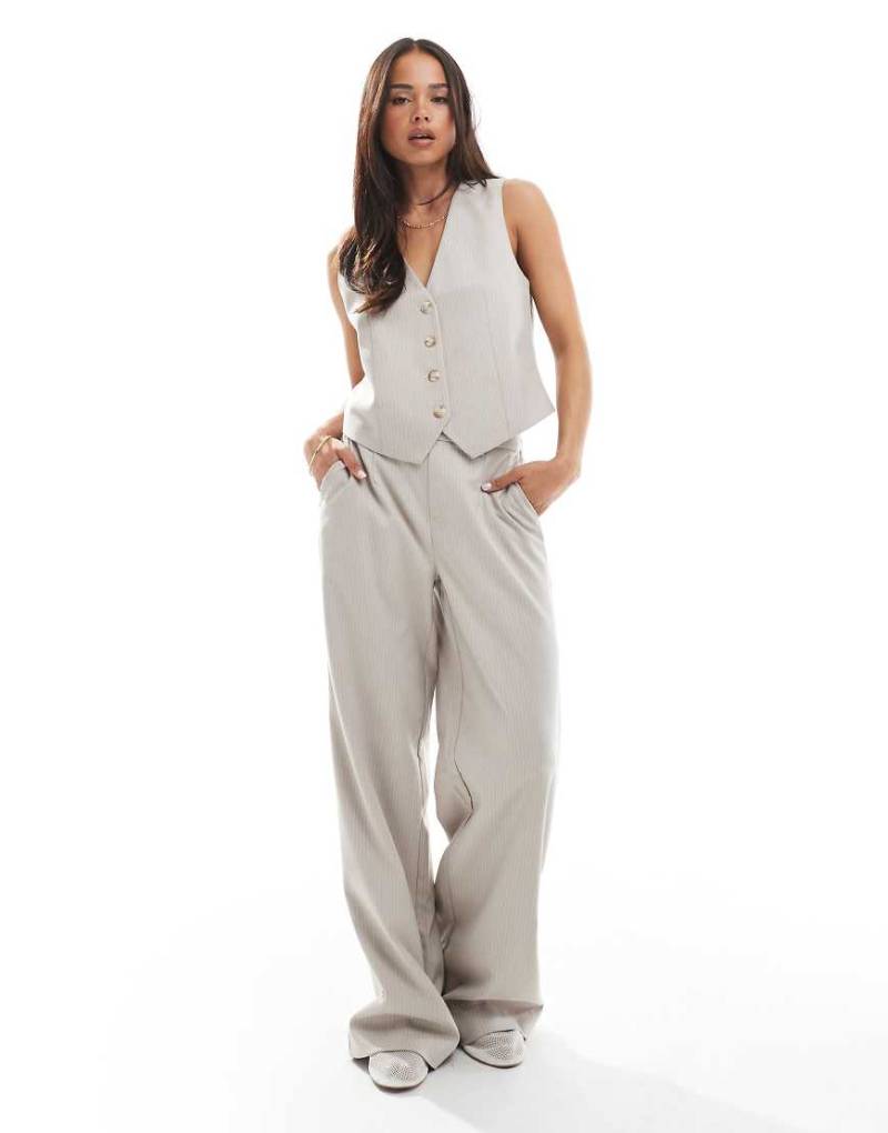 Object - Elegante Hose in Hellgrau mit Nadelstreifen und weitem Bein, Kombiteil-Weiß von Object