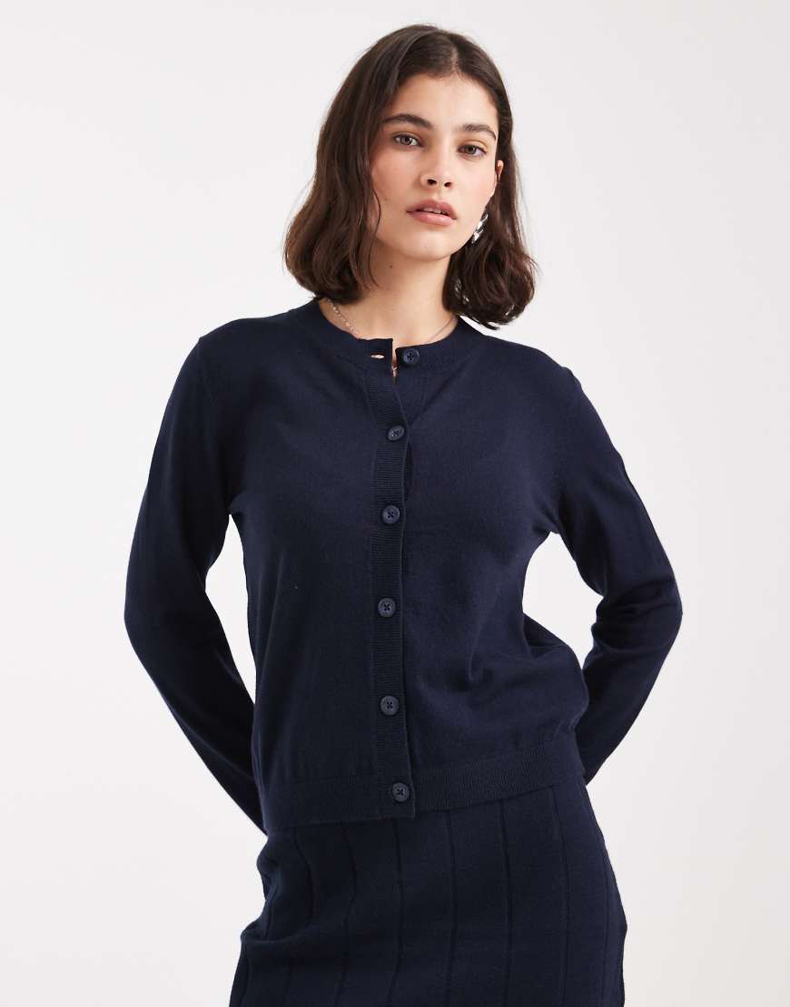 Object - Feinmaschige Strickjacke in Marineblau, Kombiteil Object - Feinmaschige Strickjacke in Marineblau, Kombiteil von Object