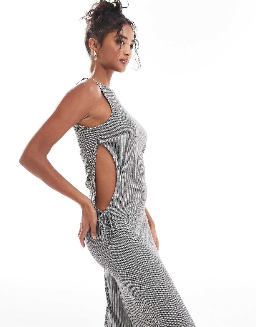 Object - Geripptes Midikleid aus Jersey in Grau meliert-Schwarz von Object