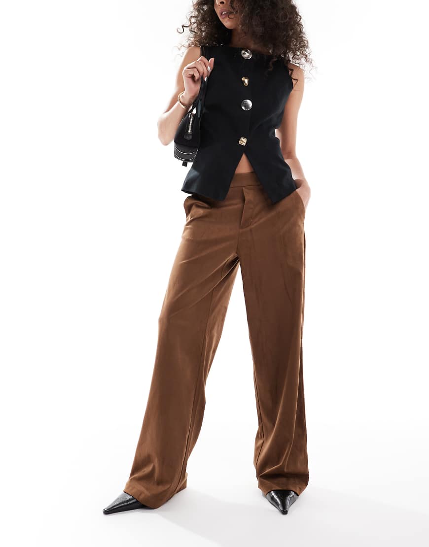 Object - Hochwertige Hose aus Wildlederimitat in Kamelbraun mit weitem Bein-Neutral von Object