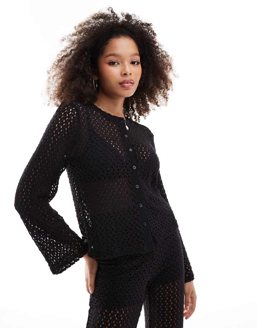 Object - Jacke aus durchbrochenem Strick in Grau mit Knopfleiste-Schwarz Object - Jacke aus durchbrochenem Strick in Grau mit Knopfleiste-Schwarz von Object