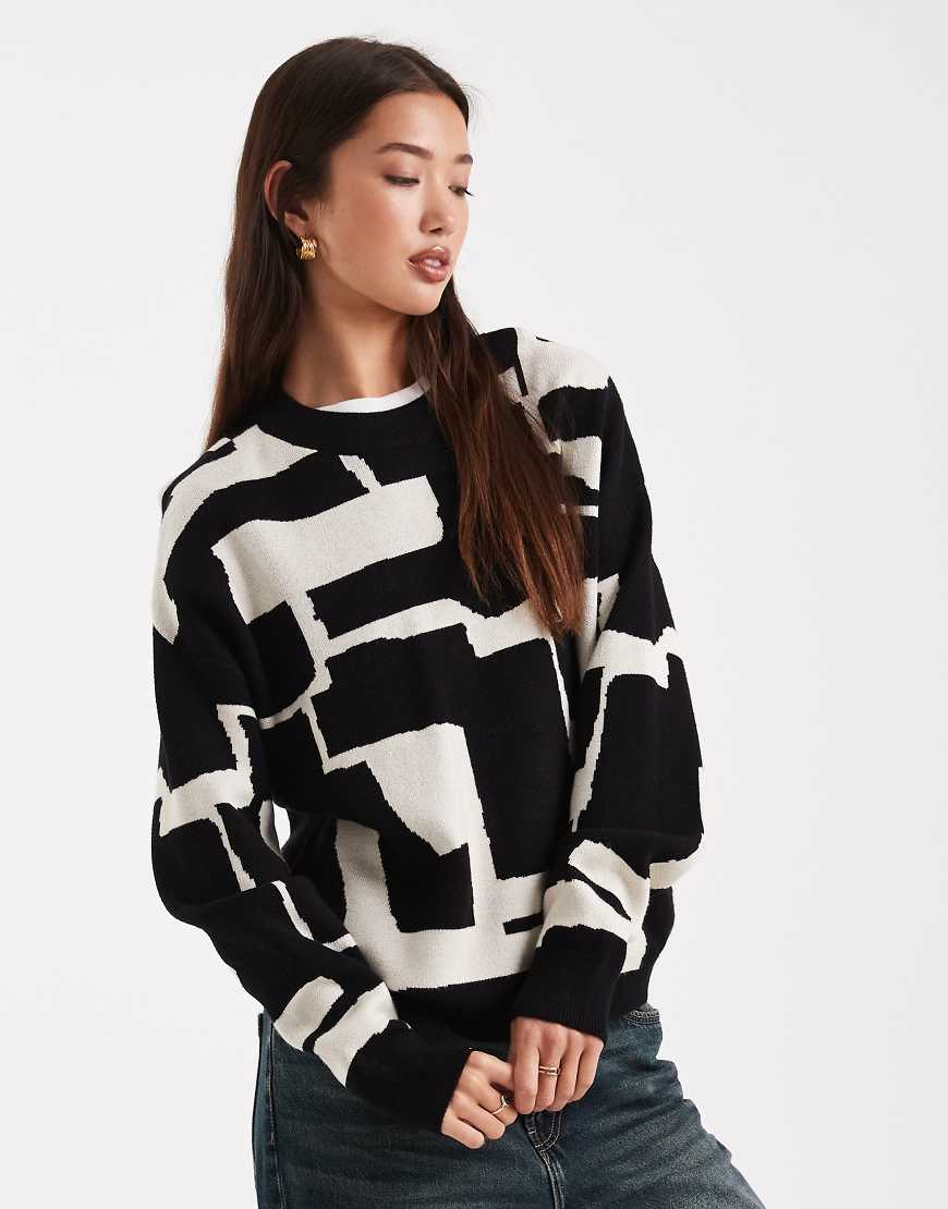 Object - Pullover in Schwarz-Weiß mit Animal-Print und Rundhalsausschnitt von Object