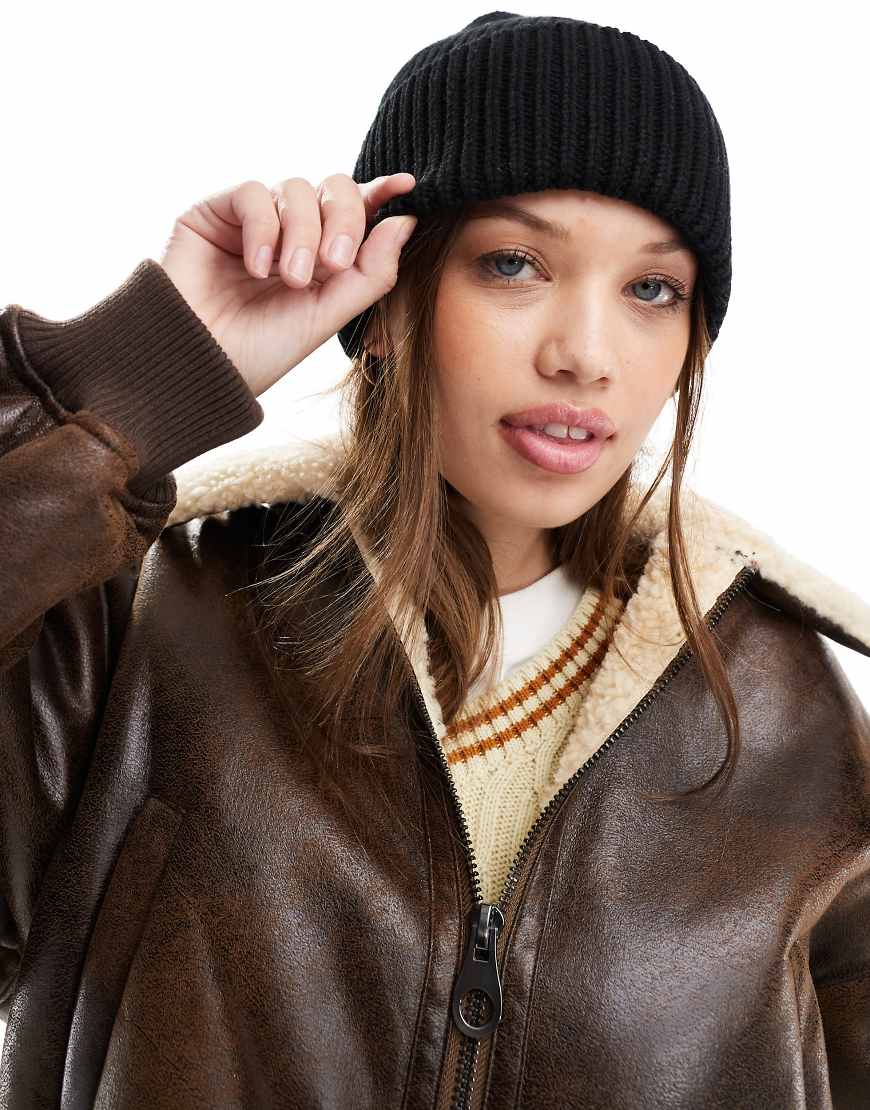 Object - Strick-Beanie in Schwarz von Object